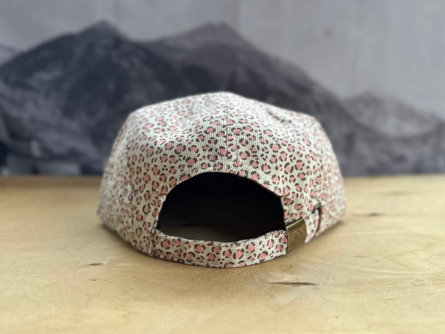 Octopus String Band Camp Hat - Pink Cheetah