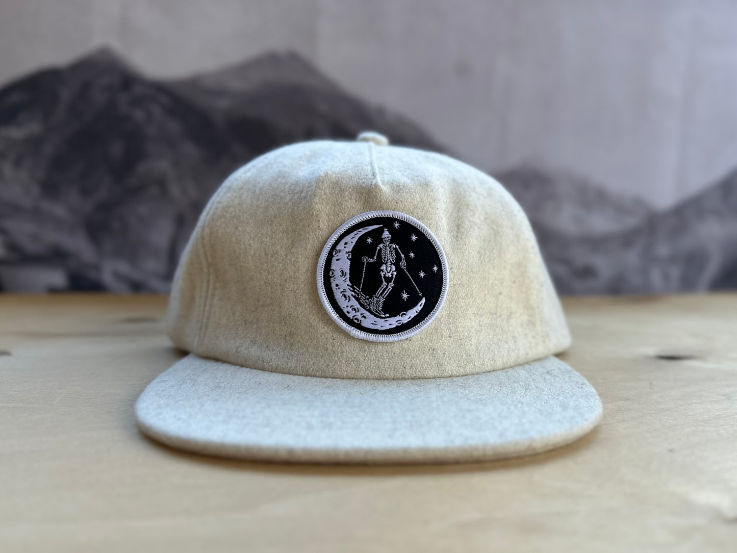 Ski Moon Wool Cap - White