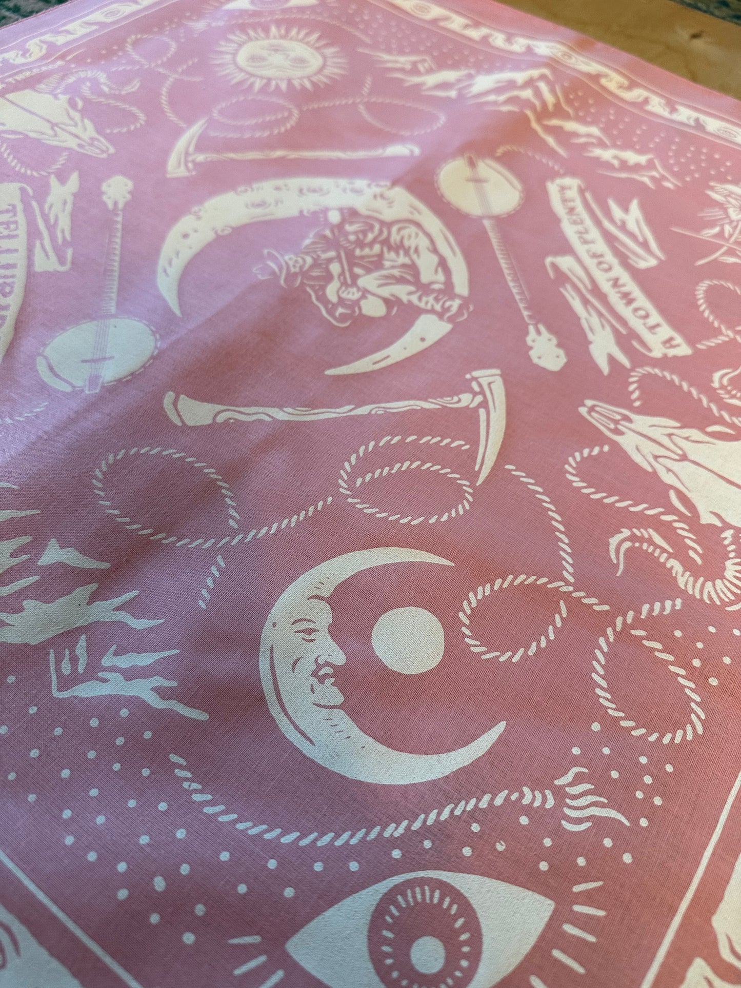 Telluride Cowboy Moon Bandana - Pink
