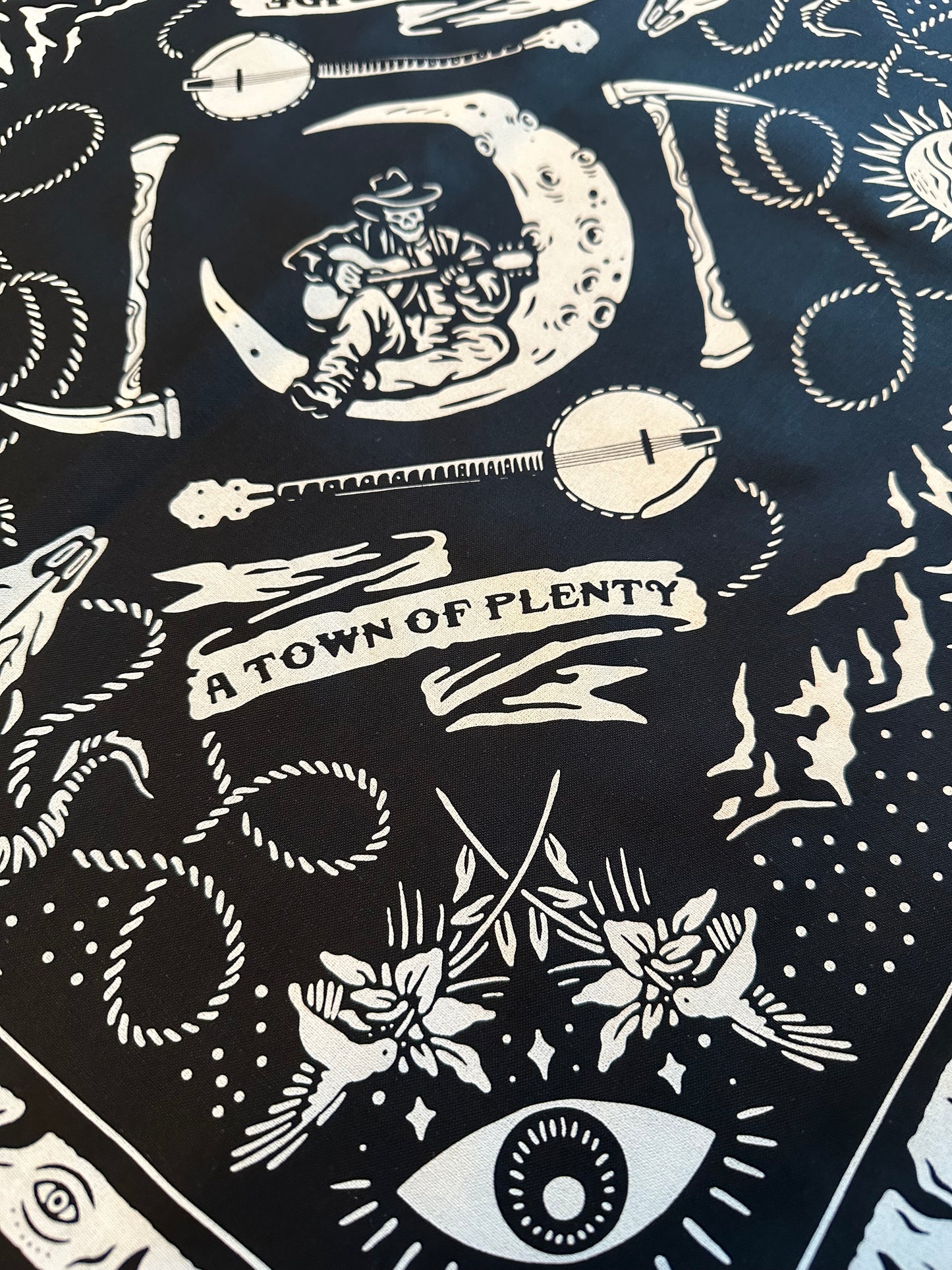 Telluride Cowboy Moon Bandana - Black