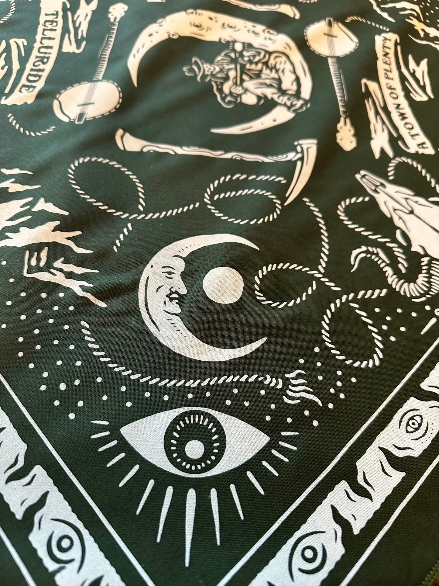Telluride Cowboy Moon Bandana - Olive